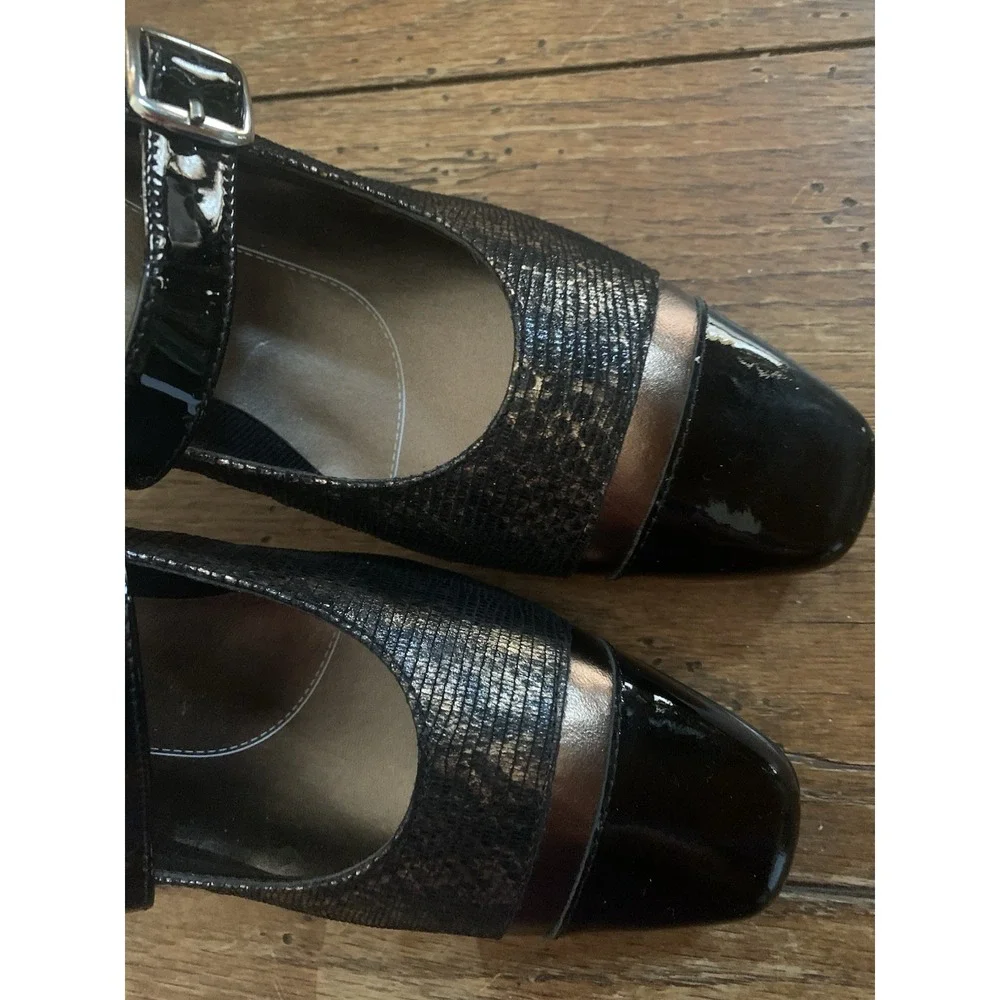 Rose Petals By Walking Cradles Women's Buckle Heels 7.5 Narrow Black‎ Gold